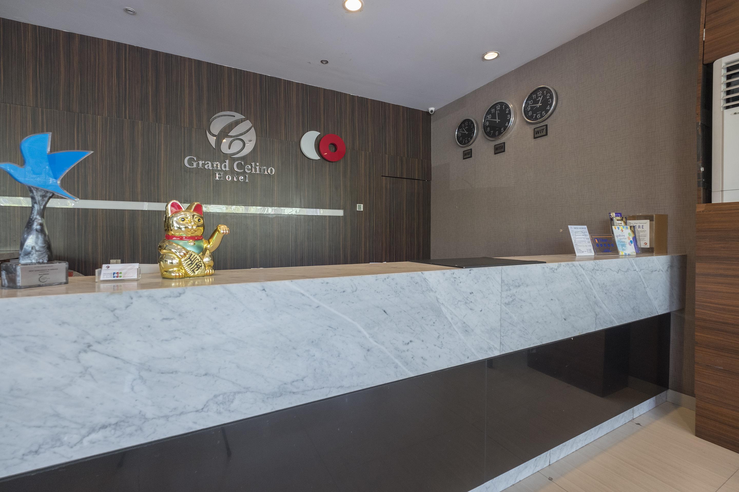 Collection O 1279 Hotel Grand Celino Makassar Exteriör bild